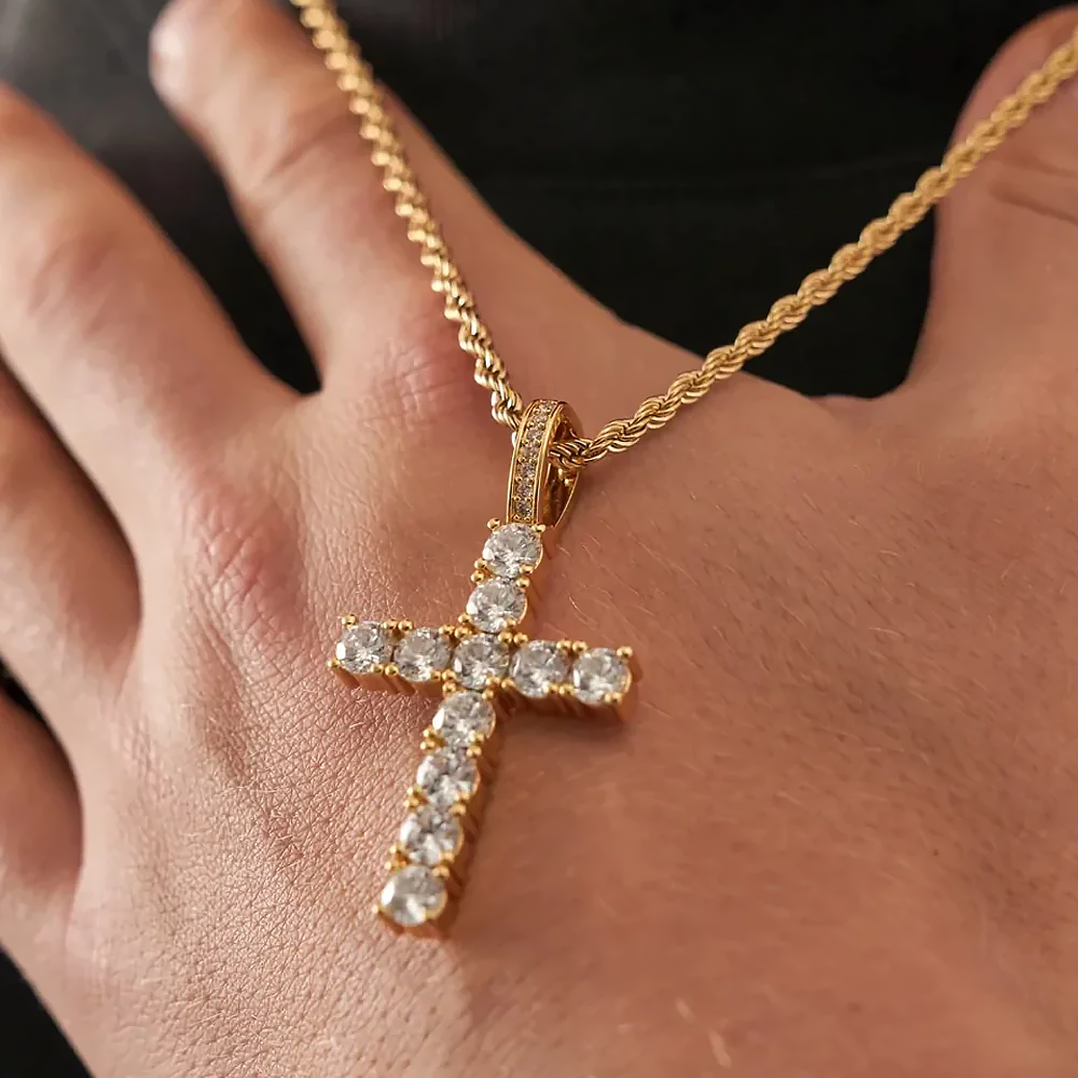 CROSS. | Kruishanger met Diamanten
