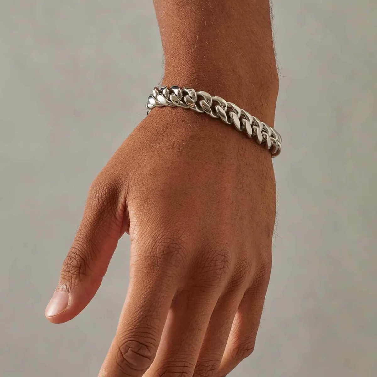 SYTHOS. | 12MM Cuban Link Armband
