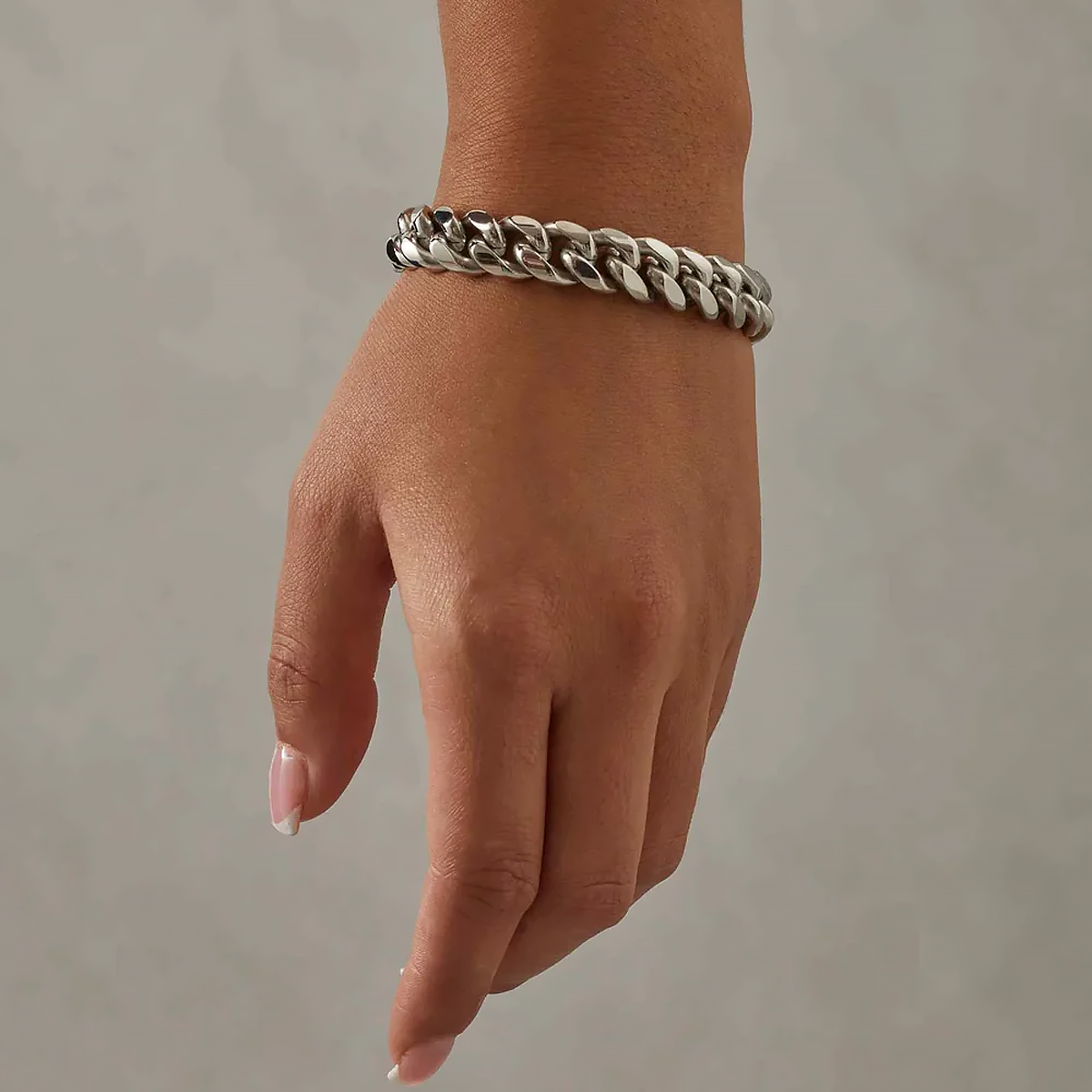 SYTHOS. | 12MM Cuban Link Armband